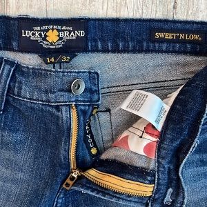 Lucky Brand Women’s Jeans Sweet’ N Low Size:‎ 32 Leslie Color: Blue